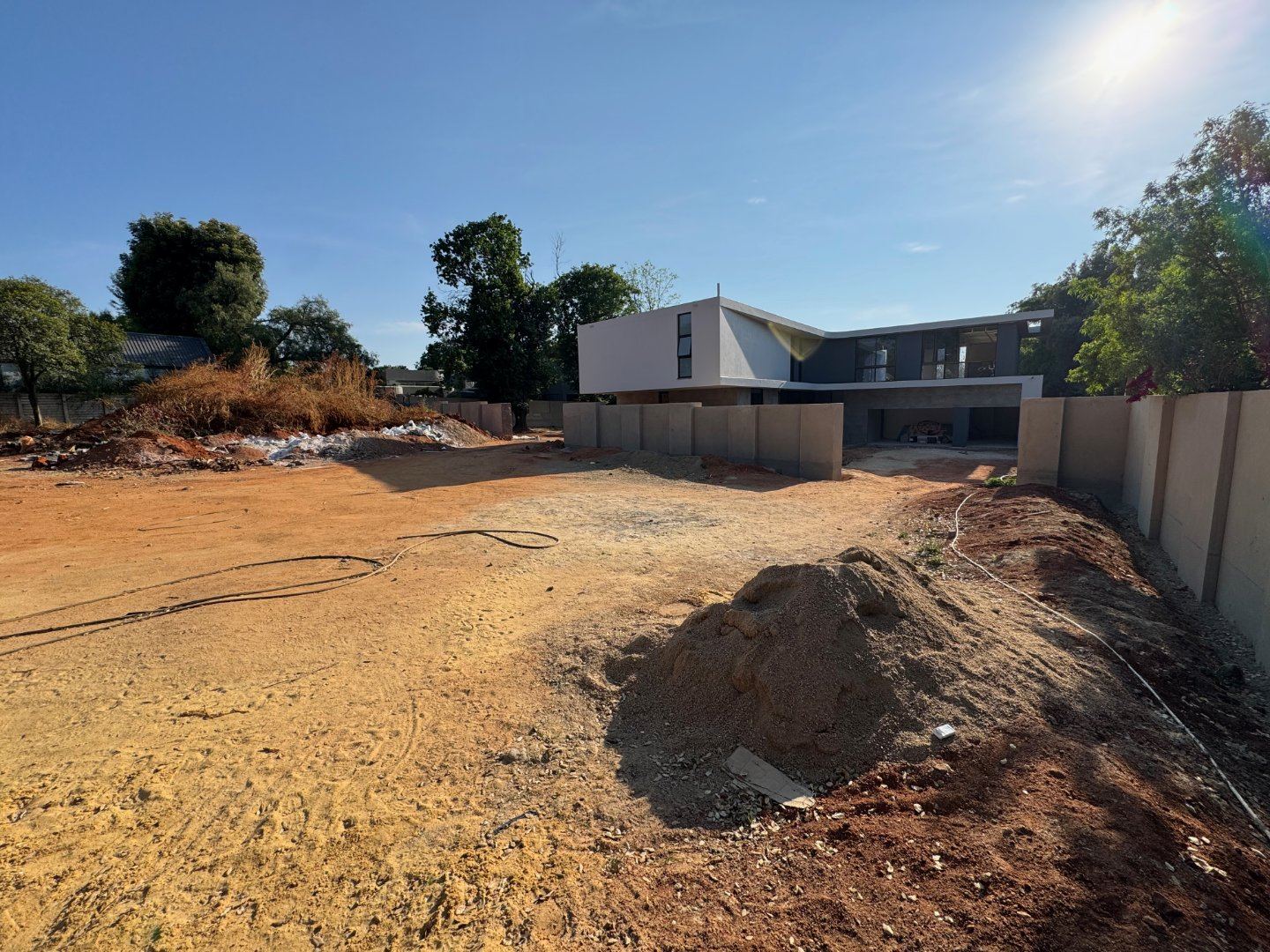 Dream Luxury Cluster in Exclusive Road