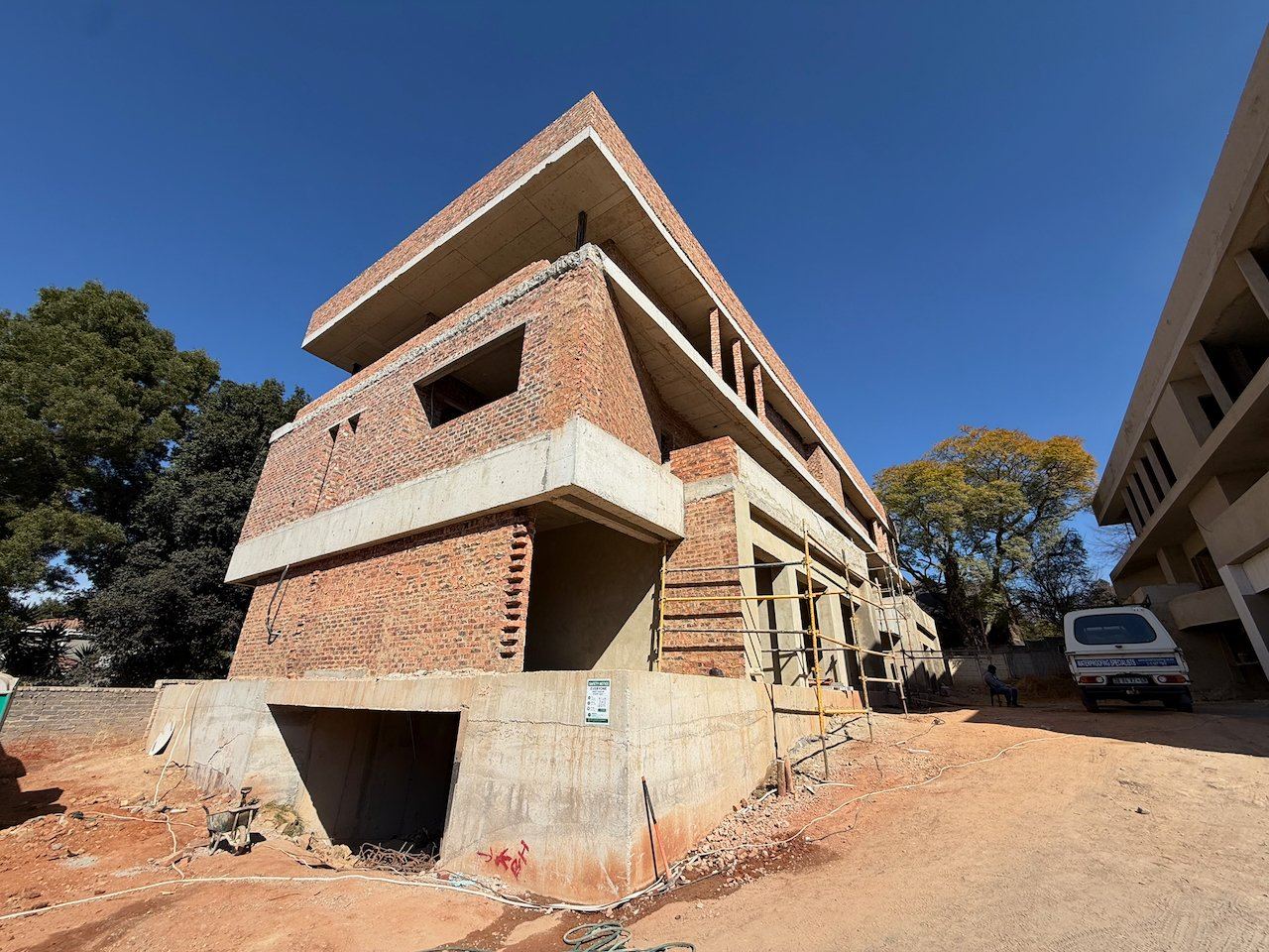 Luxury Duplexes and Penthouses Opposite Melrose Arch