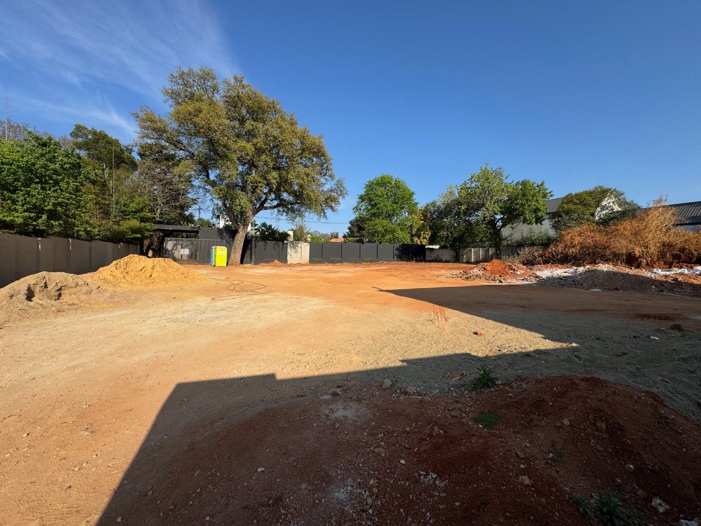 Dream Luxury Cluster in Exclusive Road